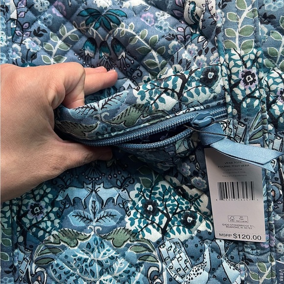 🌻NWT Vera Bradley Tote 👜 No flaws🌻 - Picture 4 of 6